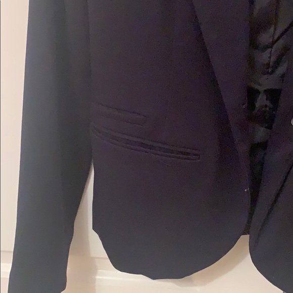blazer - Picture 3 of 4
